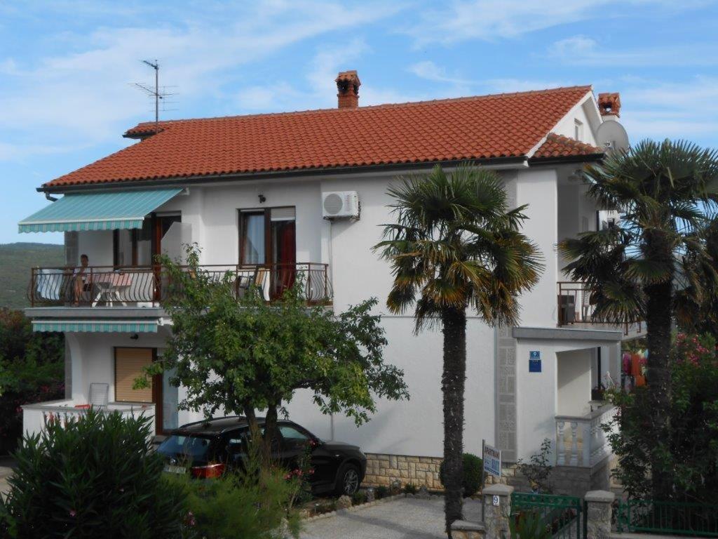 Apartmani Braut Kornic Exterior photo
